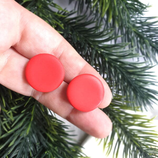 Kolczyki czerwone z glinki polimerowej, sztyfty - Minima - Smocze Skarby